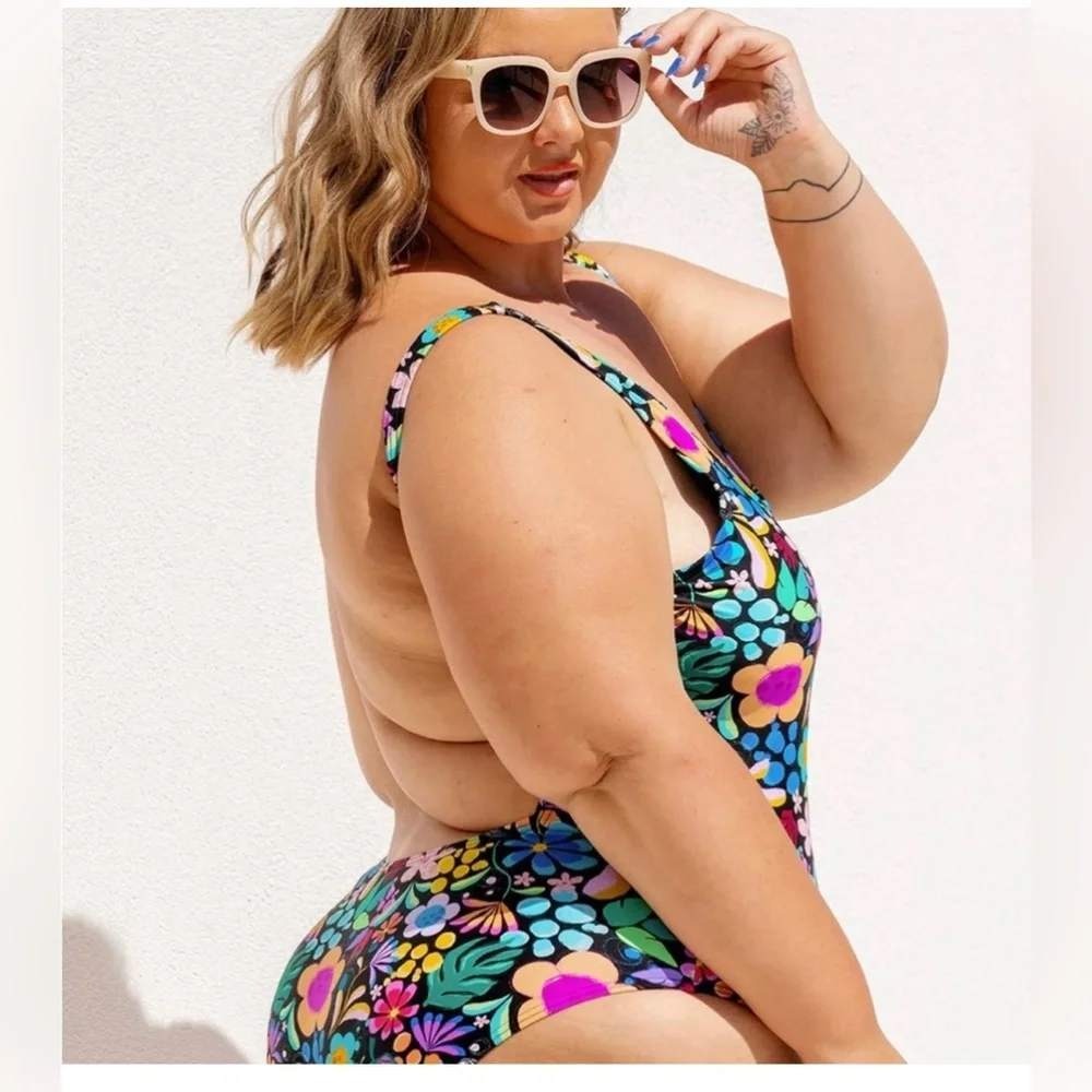 Infamous Swim x Kasey Rainbow Ginger One Piece Swimsuit Floral Black Large - Picture 2 of 11